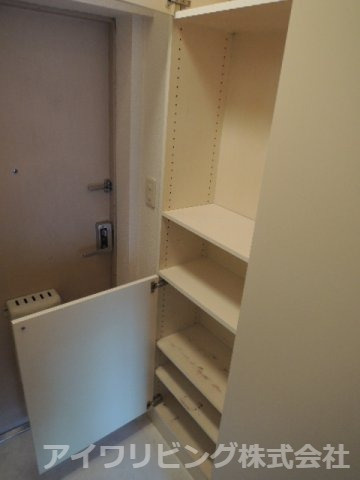 アヴァンセ南大沢の設備|シューズボックス完備【アヴァンセ南大沢】