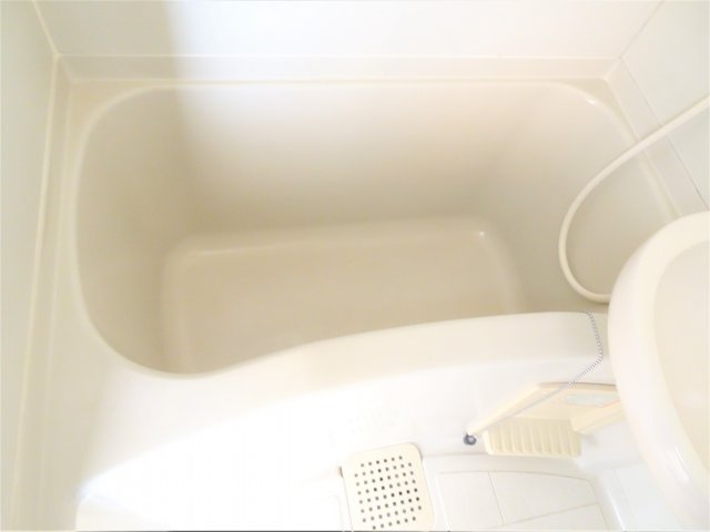 パナハイツ大島B棟の浴室