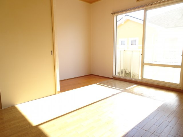 パナハイツ大島B棟の洋室