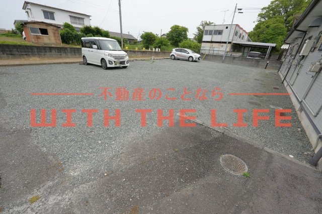 Villa早津崎【10.000円キャッシュバック対象物件】の駐車場|駐車場に車を止められます