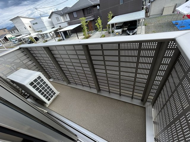 プレザントハウスM8のバルコニー