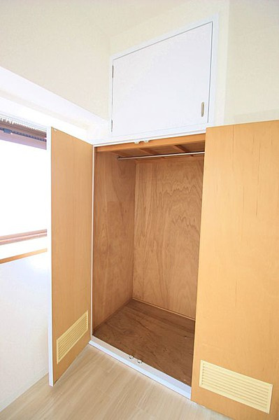久留米市西町の賃貸マンションの収納|小物を収納するのに便利です
