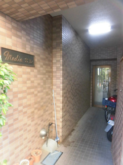【エントランス】