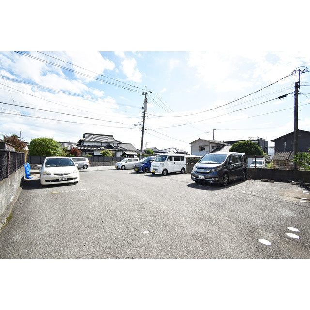ダイショー館【キャッシュバック対象物件】の駐車場|駐車場完備です