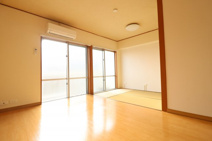 狩俣アパートの画像