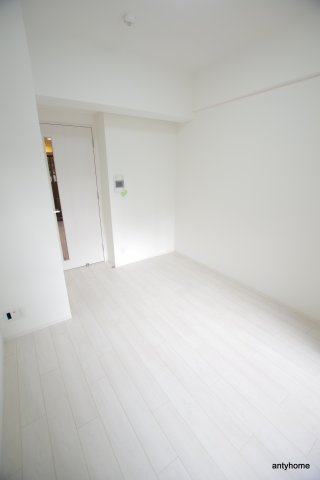 エスリード京橋グレイス　仲介手数料無料の洋室