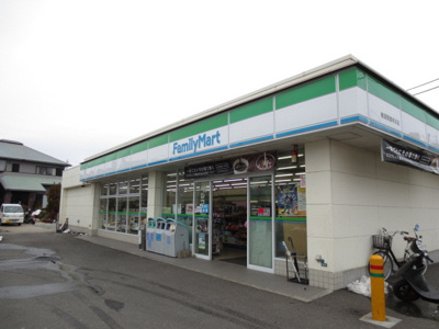 ファミリーマート 横須賀御幸浜店まで450ｍ