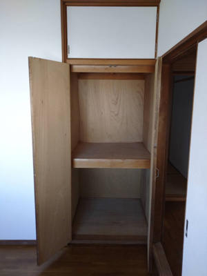 【収納】 | 鳥取市雲山借家(Nハウス) | 二階洋室の収納