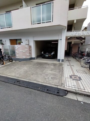 【駐車場】 | ハピネス八戸ノ里