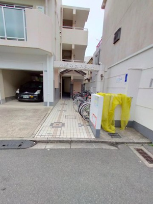 【エントランス】 | ハピネス八戸ノ里