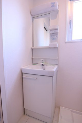 【洗面所】 | サンマリン海岸通