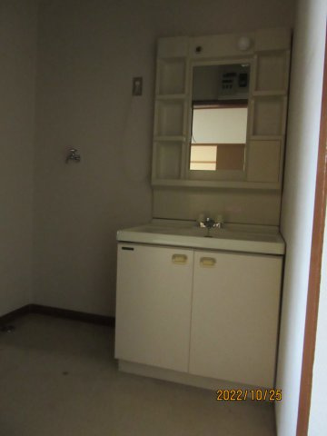 クサカベコーポの洗面所