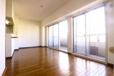 【居間・リビング】 | パレ清水が丘