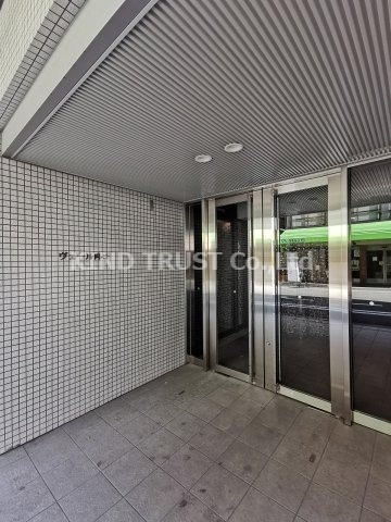 ヴェール同心のエントランス|建物の内部です