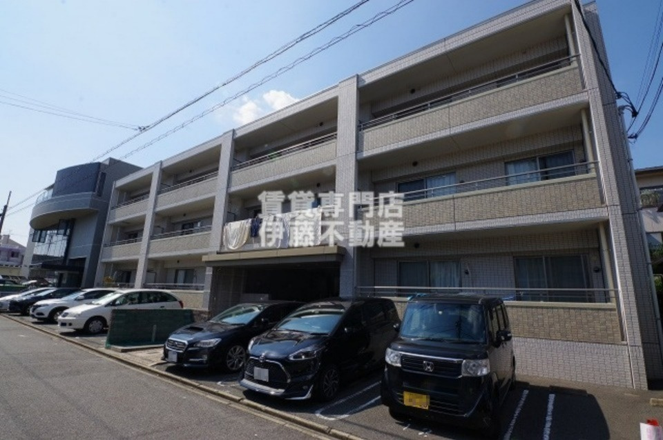 ハピネス天塚の外観