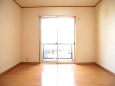 【子供部屋】 | ラフォーレ・栄町B | お部屋がスッキリ！充実収納付きです♪