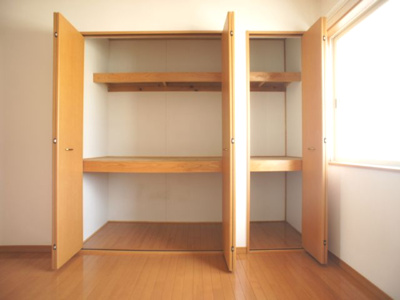 【設備】 | ラフォーレ・栄町B | 大容量の収納サイズです。