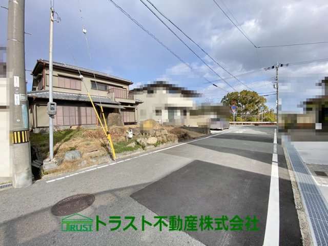 明石市大久保町高丘3丁目 土地の前面道路含む現地写真