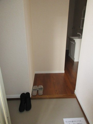 【玄関】 | セジュール石川