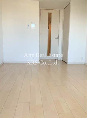 【居間・リビング】 | アドバンス大阪グロウス | 6.4帖の明るいお部屋です♪