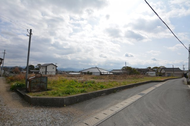 【前面道路含む現地写真】 | 伊田売地