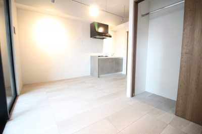 【居間・リビング】 | ブリリアントコートパーリオ | 洋室