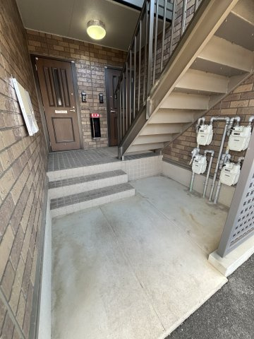 プラシード　A棟のエントランス