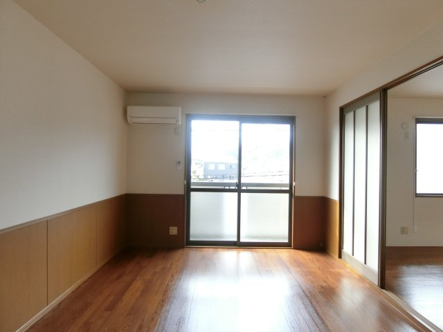 プラシード　A棟の居間・リビング