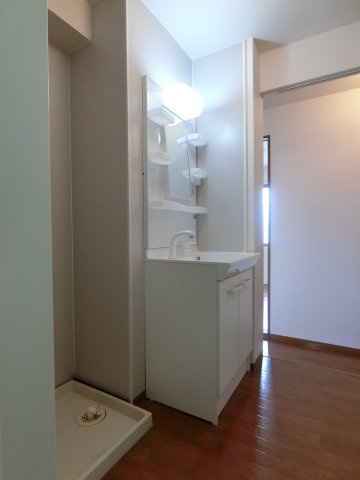 プラシード　A棟の洗面所