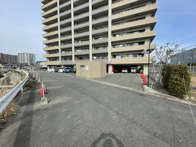 弥生が丘ハウシーズの外観
