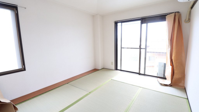 【居間・リビング】 | ハイムすみれ | 【日本の文化】の一つ畳は癒しを感じさせてくれる場所◎