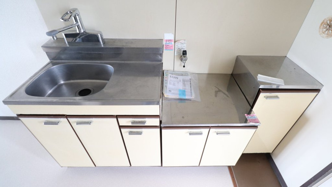 【キッチン】 | ハイムすみれ | 余裕を持った広さのキッチンスペース。