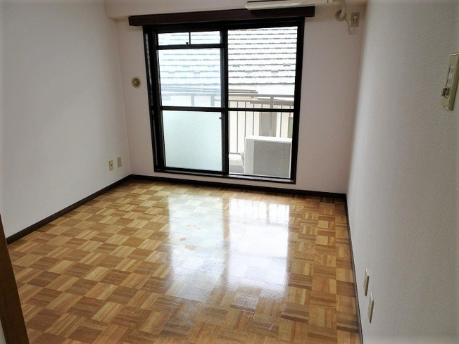 【居間・リビング】 | メイプルハイツ | 洋室5帖