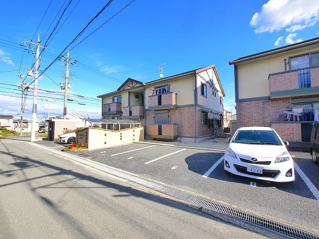 エイトキューブ　Ａ棟の駐車場|駐車場です