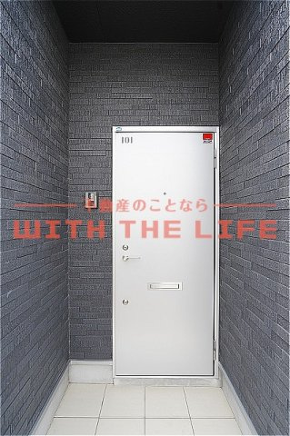 フォルトゥーナ【キャッシュバック対象物件】の玄関|シンプルで使いやすい玄関です