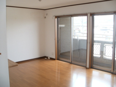 【居間・リビング】 | エトワール湯野 | LDK17帖