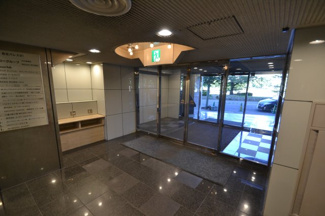 【エントランス】