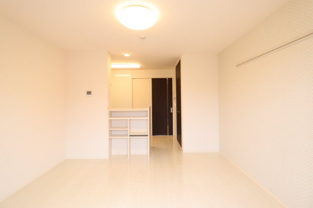 エヴァーラスティング千葉の居間・リビング|同じ建物の別のお部屋の写真になります！