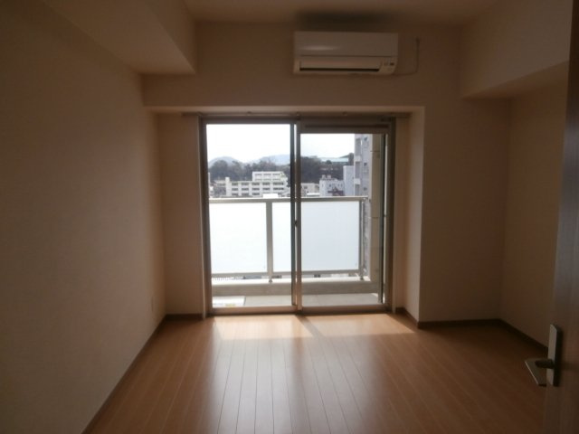 【居間・リビング】 | Sugar Park | 同タイプの室内写真です。現況を優先させて頂きます。