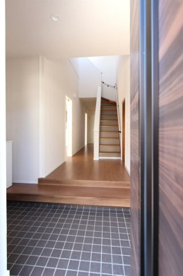 【玄関】 | 【中古】リセットハウス御幸町４丁目