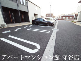 【駐車場】