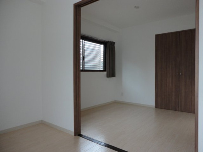 【寝室】 | Crescent | 洋室