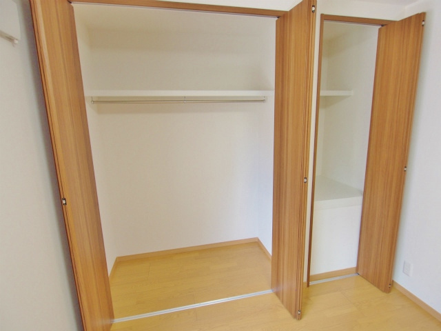 ハイツ海田稲荷町の収納