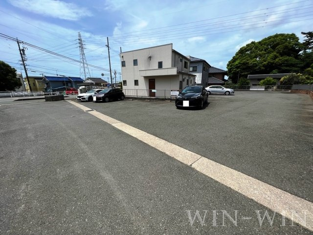 カーサ丸山の駐車場