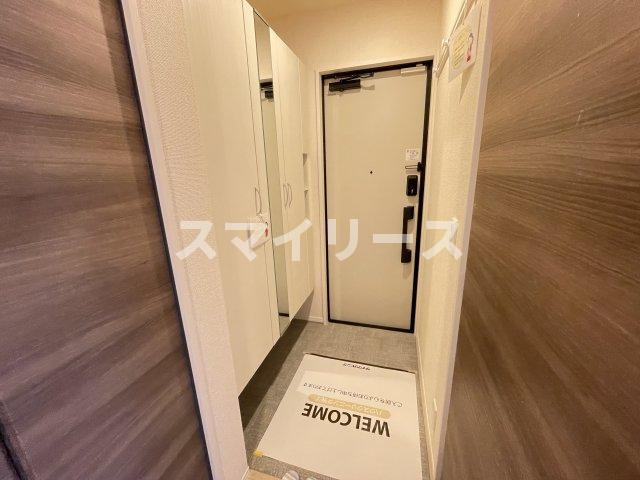 ハイピクチャーD棟の玄関