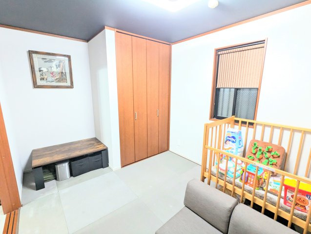 墨田区東駒形４丁目鉄骨造戸建の和室|リビング横の和室