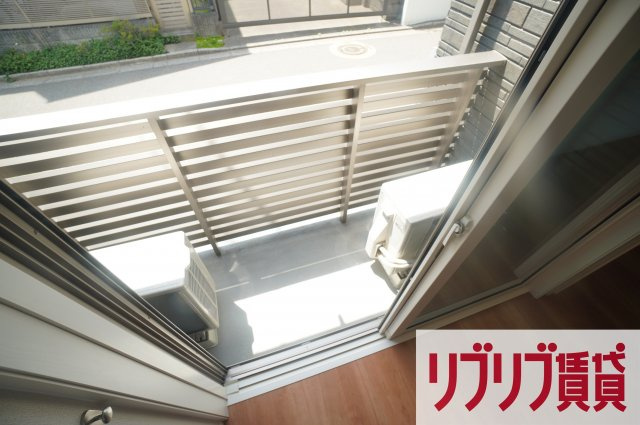 エキューム登戸のバルコニー