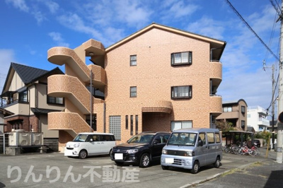 【駐車場】 | リファインハイツ