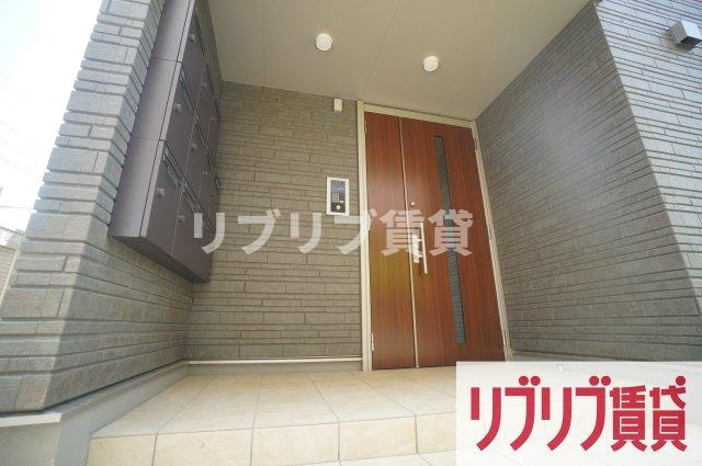 エキューム登戸のエントランス