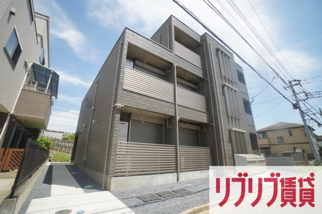 エキューム登戸の外観